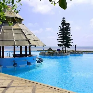 **** Resort Long Hai Beach Vietnam
